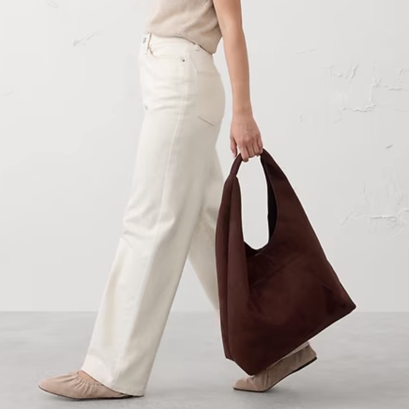 Banana Republic Vegan Suede Slouchy Tote - Picture 13 of 14